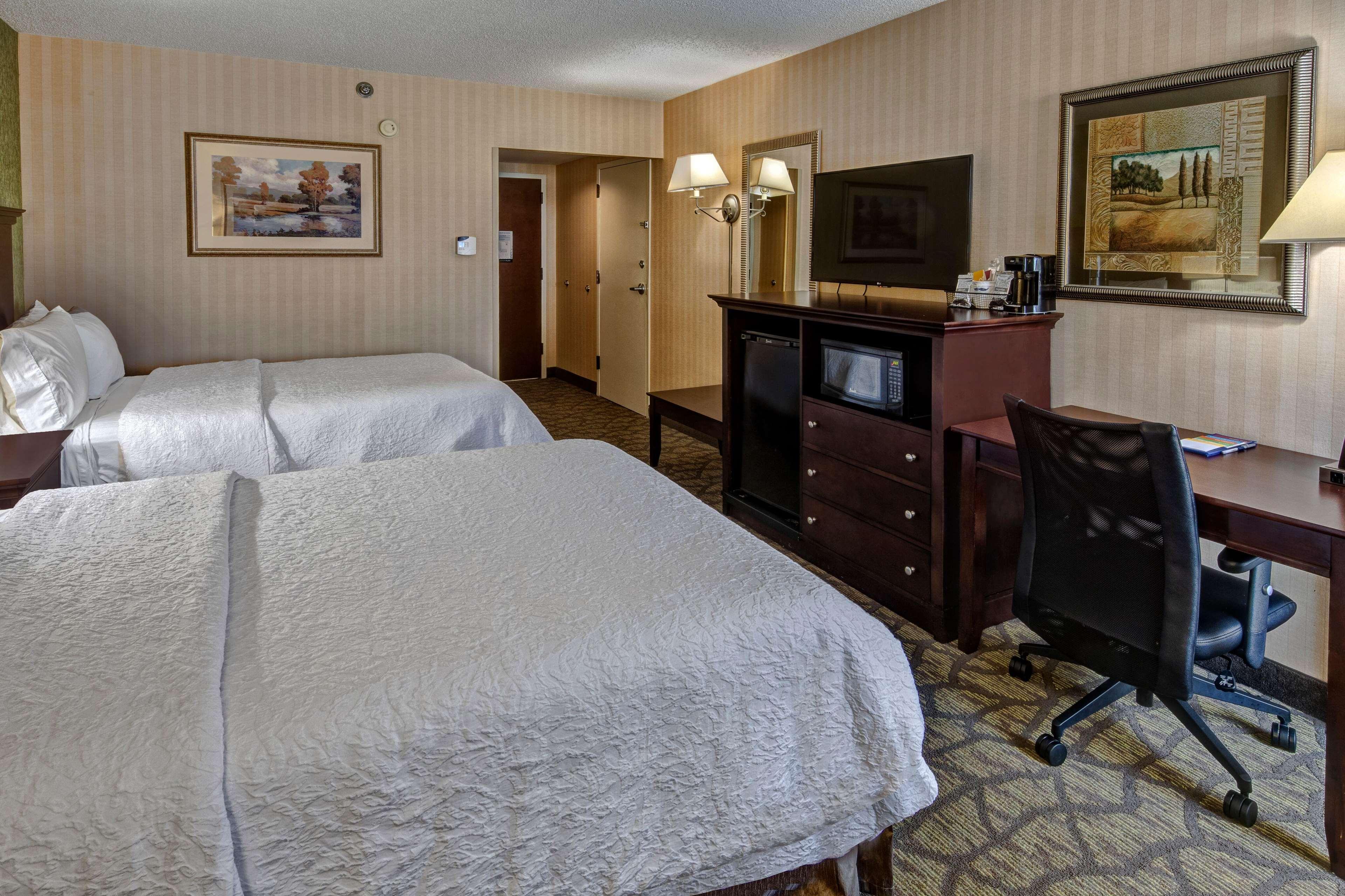 Hampton Inn רוקי מאונט מראה חיצוני תמונה