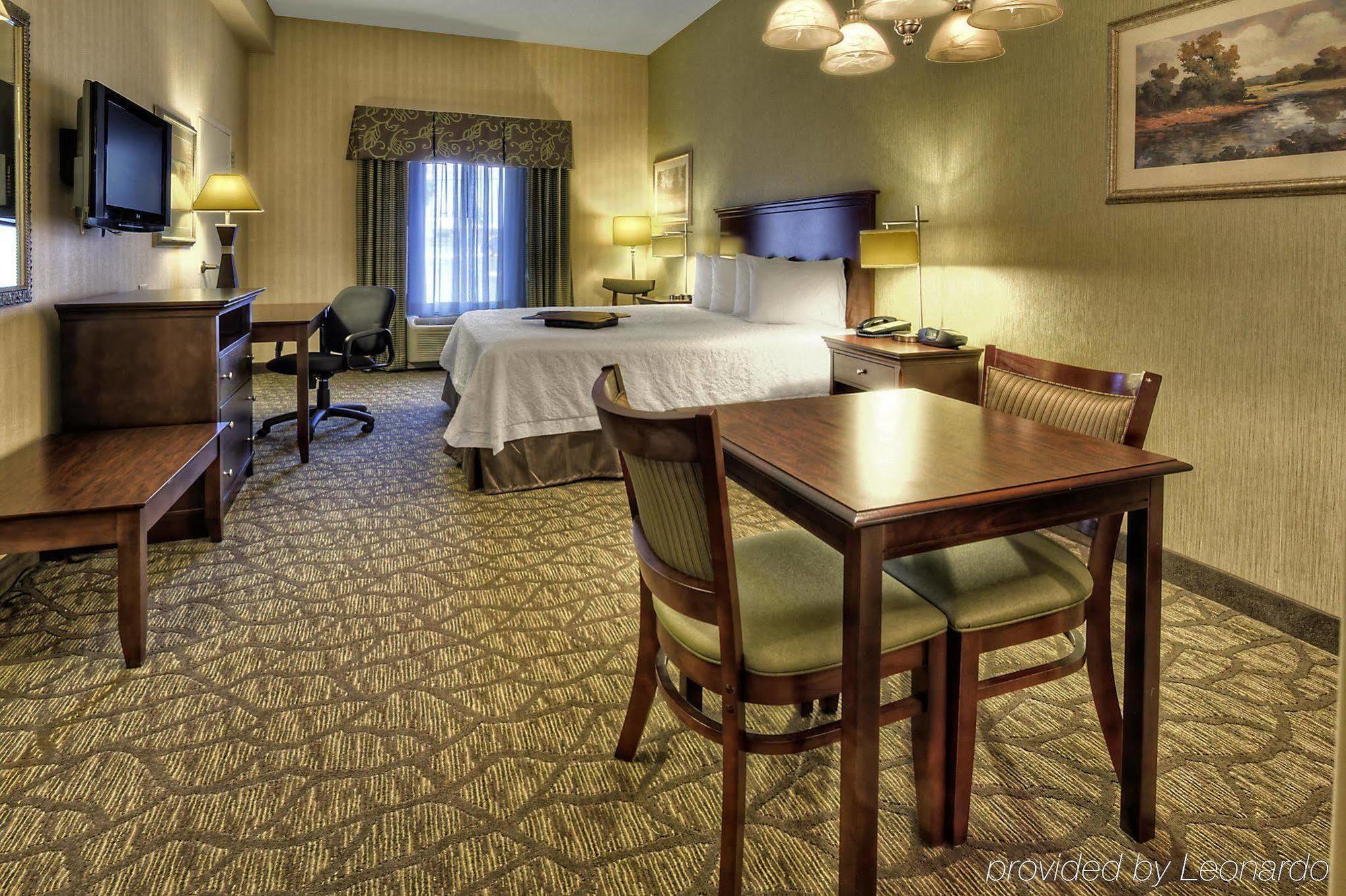 Hampton Inn רוקי מאונט מראה חיצוני תמונה
